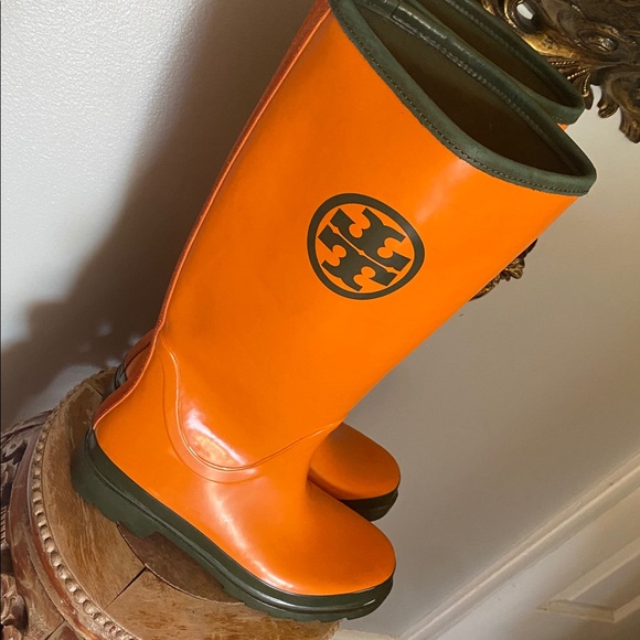 Super Rare Tory Burch Rain Boots Size 8.5 Orange Green - Picture 5 of 10
